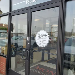 Walking in this restaurant shows their hours and phone number for Carry-Out.   11/1/2024