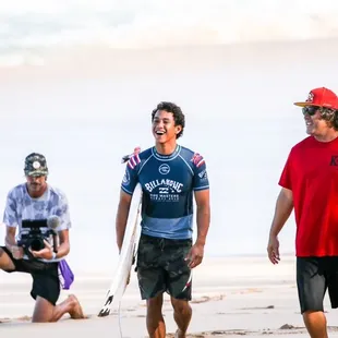 Pipe Masters... Seth qualifies for 2020 World Championship Tour and Rookie of the year! Also is 12th in the world.