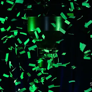 Confetti Snow Spreader Rentals