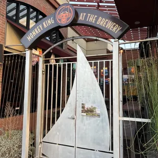 10/12/22 Shared alley with my favorite brewery