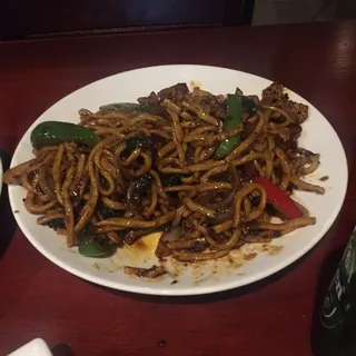 Mongolian Beef Chow Mein