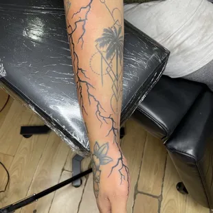 Lightning by Ruben Monzon