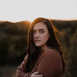 Kelianne G.