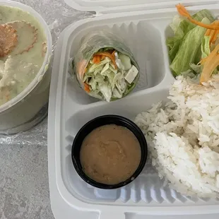 Monkey Combo with fresh roll &amp; green curry