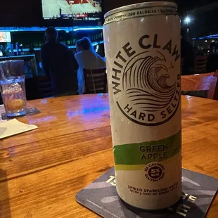 a can of white claw hard cid