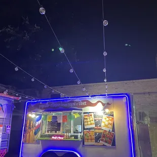 a food truck at night