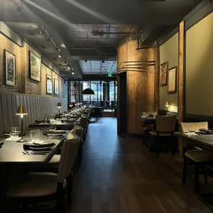 sushi and sashimi, interior