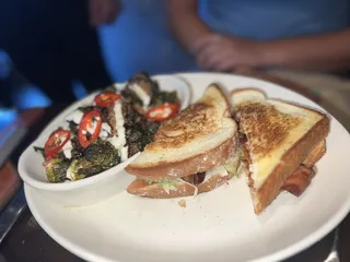 Vincenzo's