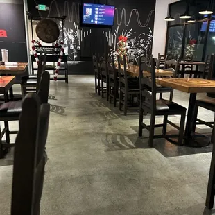 Spacious and clean dining area