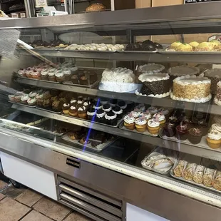 Desserts and cakes