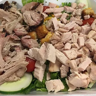 Smokehouse salad (pork and turkey)