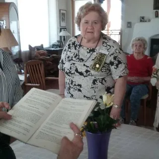 Sandra H.