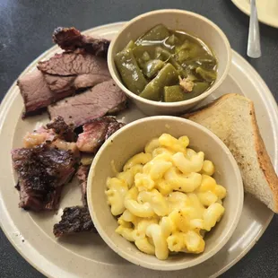 Burnt ends/Brisket with green beans &amp; mac n cheese
