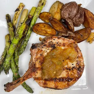 MONROVIA FAMILY RESTAURANT