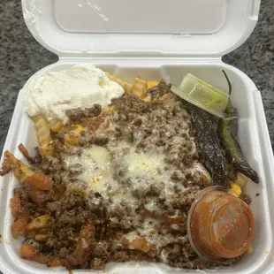 Chili cheese fries my god!! I&apos;m usually not a fan of loaded fries but these rocked! Again 4 could share this!