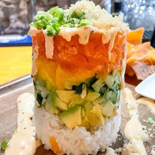 Spicy Salmon Stack |Instagram @restaurant_aholic