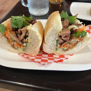 Chicken Banh Mi