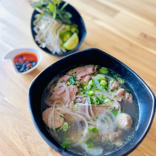 Combination Beef Noodle Soup