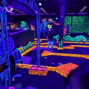 Mini golf course