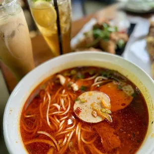 Bun bo hue