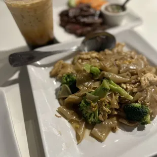 Pad See Ew with chicken