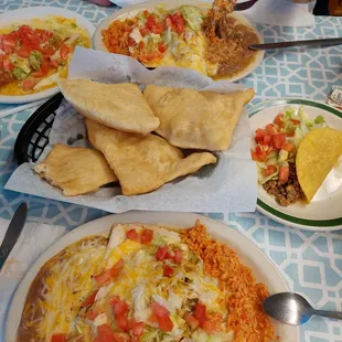 Max's combo, soppas, shredded beef burrito, chili rellano on the side. Always good and tasty