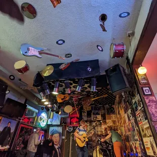 Musical themed decor