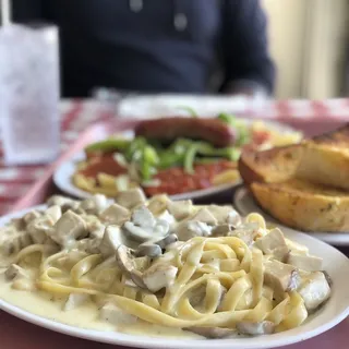 Fettuccini Alfredo