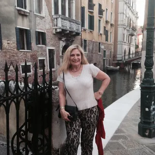 Cristina F.