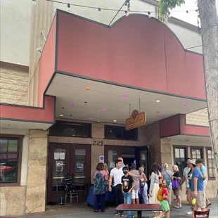 Monte Carlo at taste of Mountain View ... the line forms for great drinks... food inside.