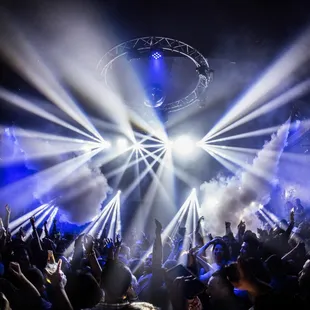 Monte Carlo Nite club the Hottest spot in the Heart of Silicon Valley