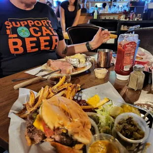 Green chile cheeseburger and prime rib!