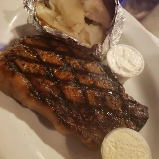14 Oz Boneless New York Strip