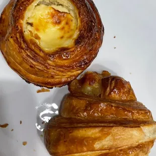Cheese danish, ham &amp; cheese croissant