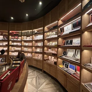 Humidor