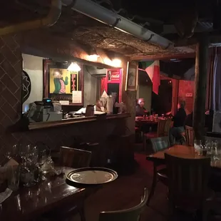 sushi and sashimi, interior