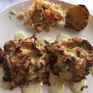 Crab Cakes Dinner