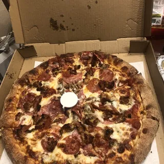 3. Carni Pizza