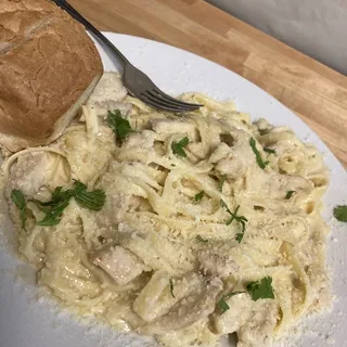 Fettuccine Alfredo