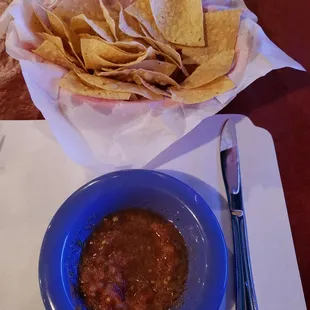 Good salsa nice lemony tangy flavor