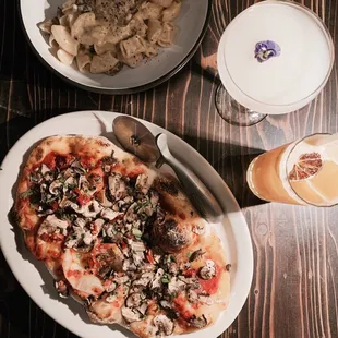 vegan mushroom pinsa x mocktail x lychee martini x carbonara pasta!!