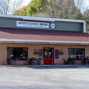 Front of Montesano Bros.