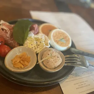 Half-order of Burrata e Ham