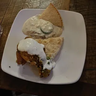 Dry rubbed wing and Fundido Dip