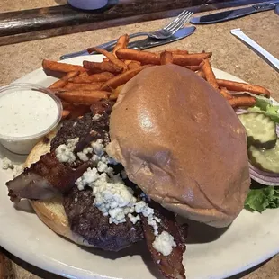 Bacon Bleu Burger w sweet potato fries