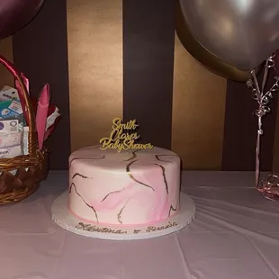 Baby shower cake