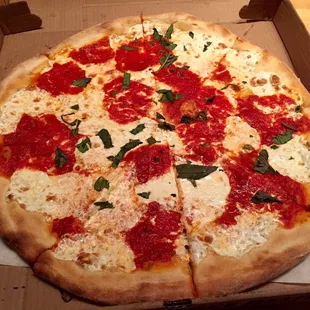 Monty pie (your standard fresh mozzarella pie).
