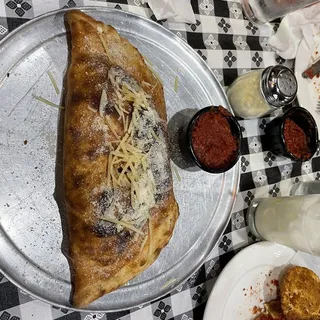 Mony's Calzone