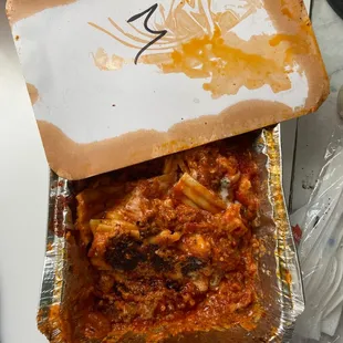 Burnt oily lasagna for the third time no thank you I've been coming there for at least four years and I'll pass!