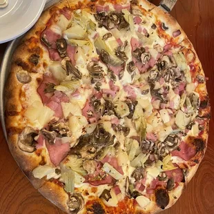 Hawaiian Pizza (Medium): add Mushroom and Artichoke